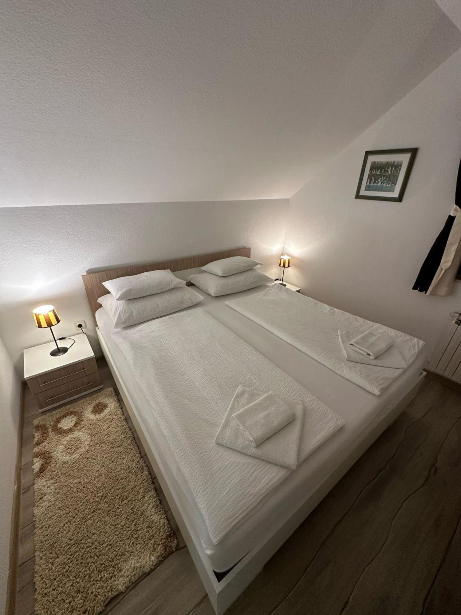 Apartment Rosandic Smoljanac Buitenkant foto